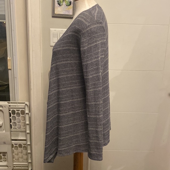 Volcom asymmetrical waterfall open front sweater - Picture 2 of 7